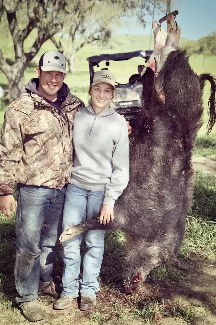 Expert hunting guides and owners of Frontera Hunting